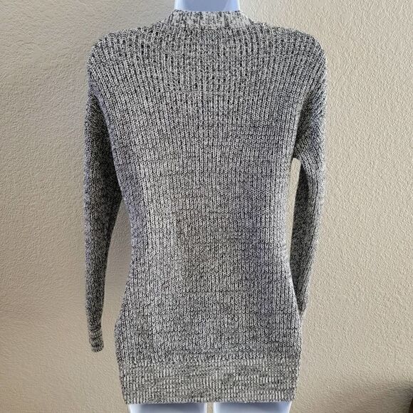 Guess lace up sweater - Picture 2 of 4